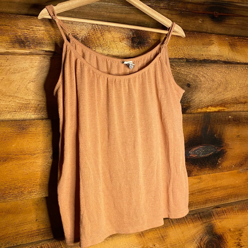 Peach A New Day tank- size L